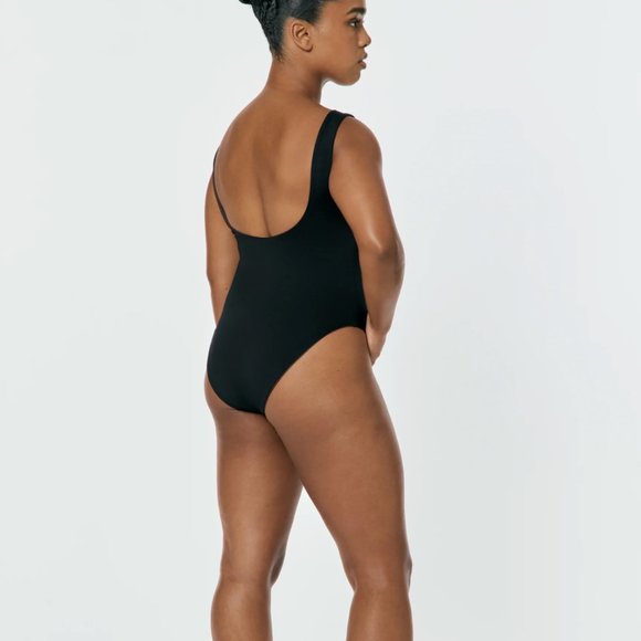 Scoop Neck One Piece Swimsuit - Picture 8 of 13